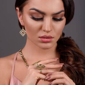 Złote kolczyki i naszyjnik warszawa