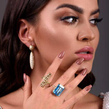 Biżuteria dla kobiet królewska