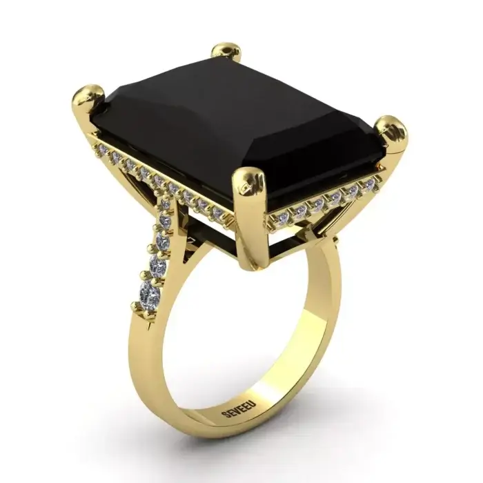 Złoty pierścionek z czarnym diamentem