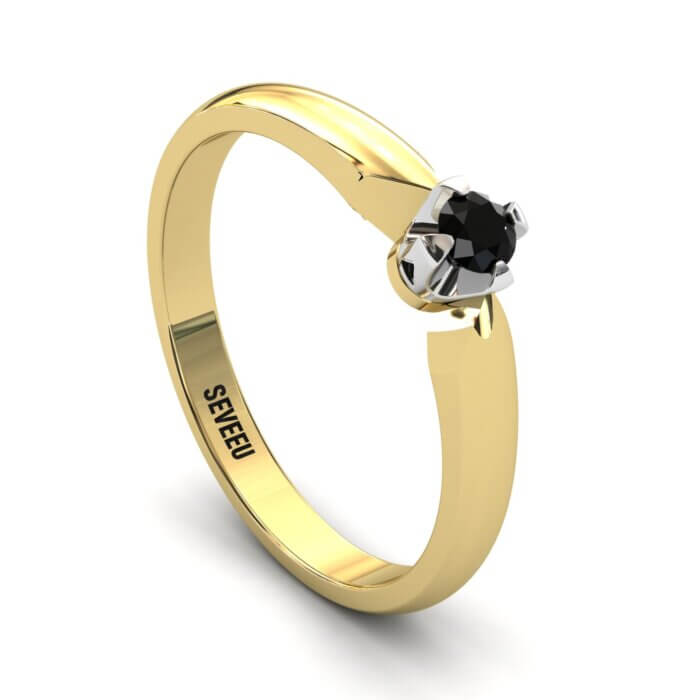 Złoty pierścionek z brylantem (11)